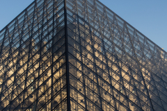 Pyramide Louvre