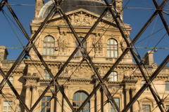 Pyramide Louvre
